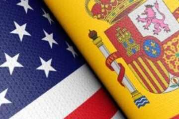 American And Spain Flag Pair
